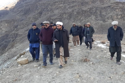 ایم ڈبلیوایم کے رکن جی بی اسمبلی شیخ اکبر رجائی کا ضلعی انتظامیہ کے ہمراہ گیراخ تھنگ موضع باغیچہ کا تفصیلی دورہ