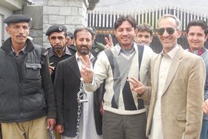 گلگت:رہنماایم ڈبلیوایم عارف قنبری یمنی مسلمانوں کی حمایت کے جرم میں گرفتار
