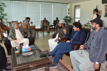 جنرل سیکریٹری ایم ڈبلیوایم پاکستان ناصرشیرازی کی وفاقی وزیر انسانی حقوق ریاض پیرزادہ سے ملاقات،شیعہ علماءو عزاداروں کی بلاجواز گرفتاریوں پر تحفظات کا اظہار