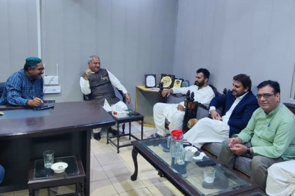 مرکزی جنرل سیکریٹری ایم ڈبلیوایم سید ناصرشیرازی کی نومنتخب صدر نیشنل پریس کلب اظہرخان جتوئی سے ملاقات