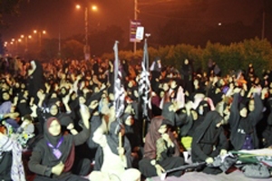 سانحہ مستونگ کے خلاف ایم ڈبلیو ایم اور آئی ایس او کے تحت نمائش چورنگی پر دھرنا