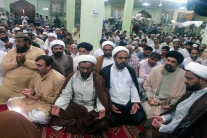 لاہور میں شیعہ سنی کی نماز اخوت، اسلام دشمنوں کے منہ پر طمانچہ ہے، علامہ احمد اقبال رضوی