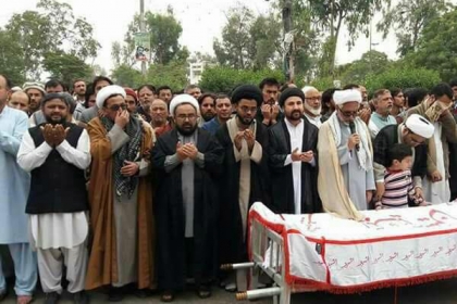 کراچی،شہید قاری محمد کاظم کی نماز جنازہ میں ایم ڈبلیوایم رہنماوں کی شرکت