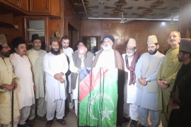 7 ذوالحجہ تک دربار بی بی پاک دامن سلام اللہ علیہا زائرین کیلئے کھولاجائے،ایم ڈبلیوایم اور دیگر اہل سنت علماء ومشائخ کا مشترکہ مطالبہ