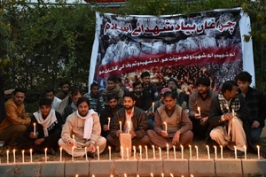 شہدائے شکارپورکی یاد میں ایم ڈبلیوایم کی جانب سے نیشنل پریس کلب اسلام آباد پر چراغاں