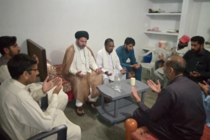 صدر ایم ڈبلیوایم پنجاب علامہ علی اکبر کاظمی کی اٹک میں سید ہادی شاہ نقوی مرحوم کے فرزندگان سے اظہار تعزیت و فاتحہ خوانی